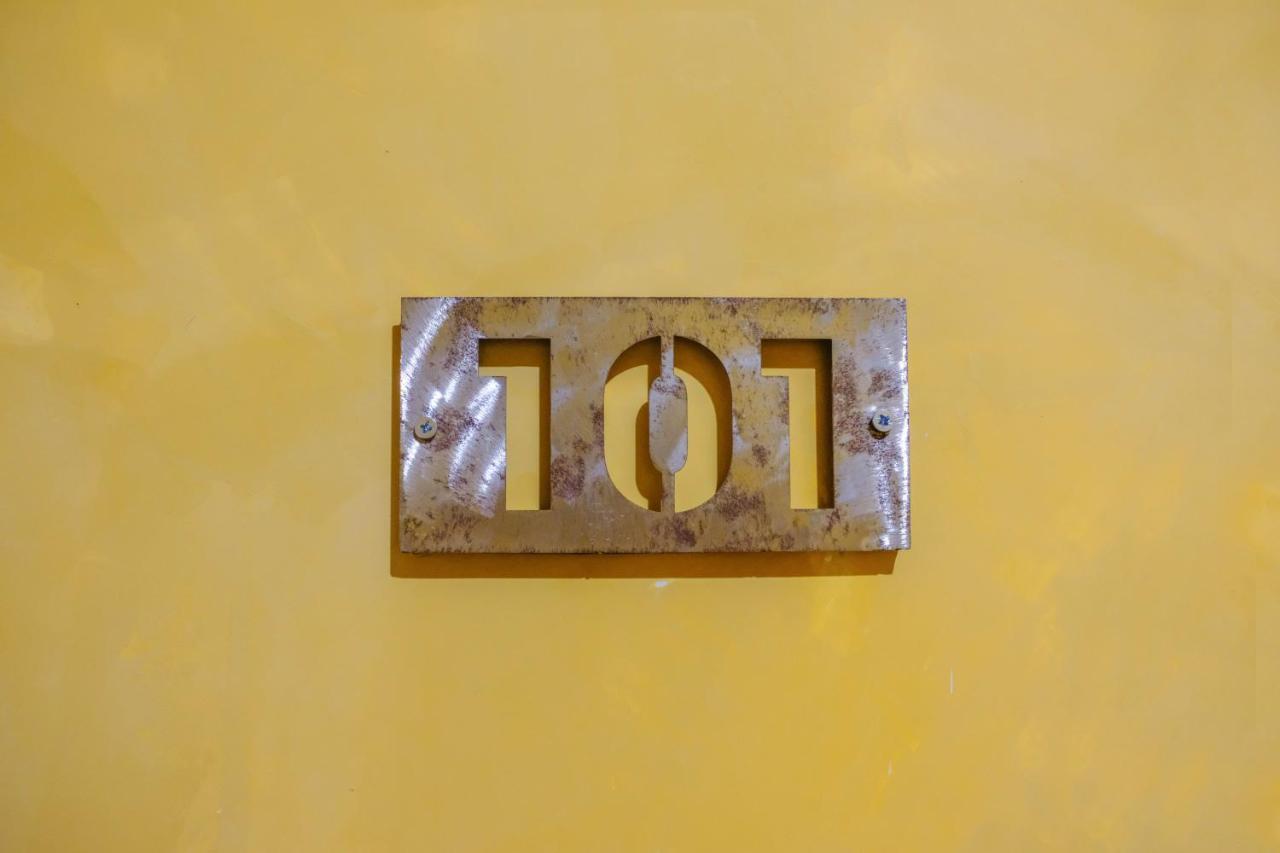 Eo Gio Co Homestay Куїнон Екстер'єр фото